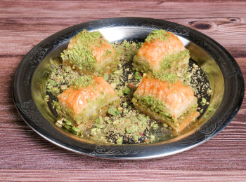 Pistachio Baklava  ~ Fıstıklı Baklava ~