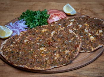 Turkish Pizza ~ Lahmacun ~